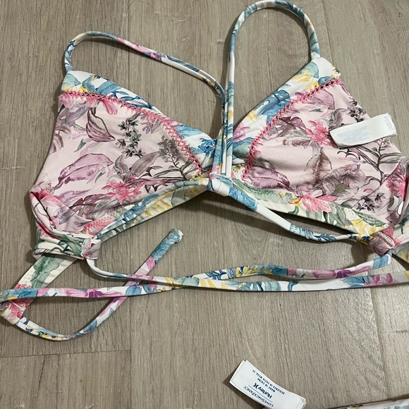 LoveShackFancy x Hurley Bikini Swimsuit Top Small Bottoms Medium - Picture 2 of 4